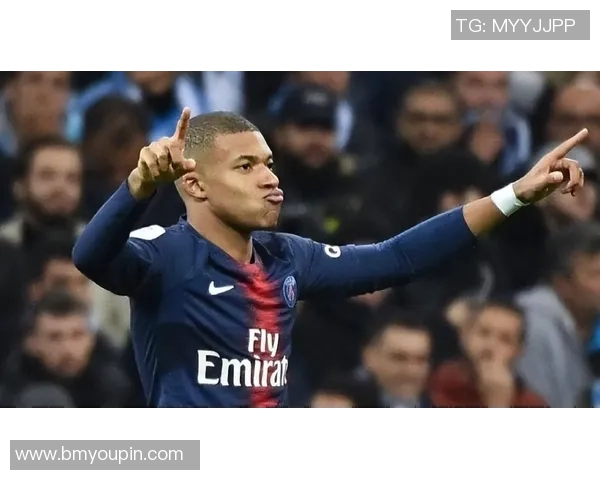 梅西、C罗、姆巴佩等一线球星对比分析，谁才是真正的足球传奇？