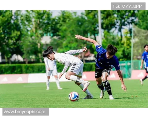 阿迪达斯携手顶级球星推动足球运动发展 打造未来赛场新风潮
